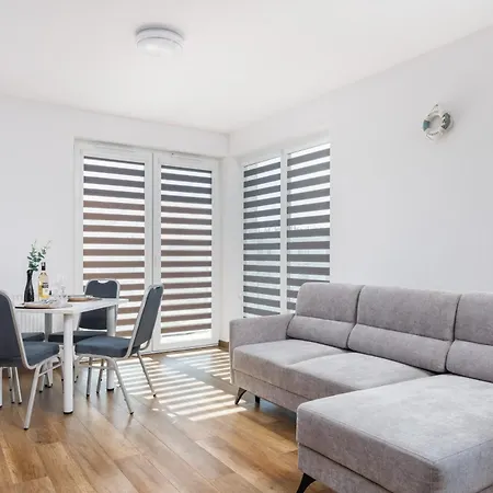 Coast Breeze Stylish By Renters Appartement Kołobrzeg
